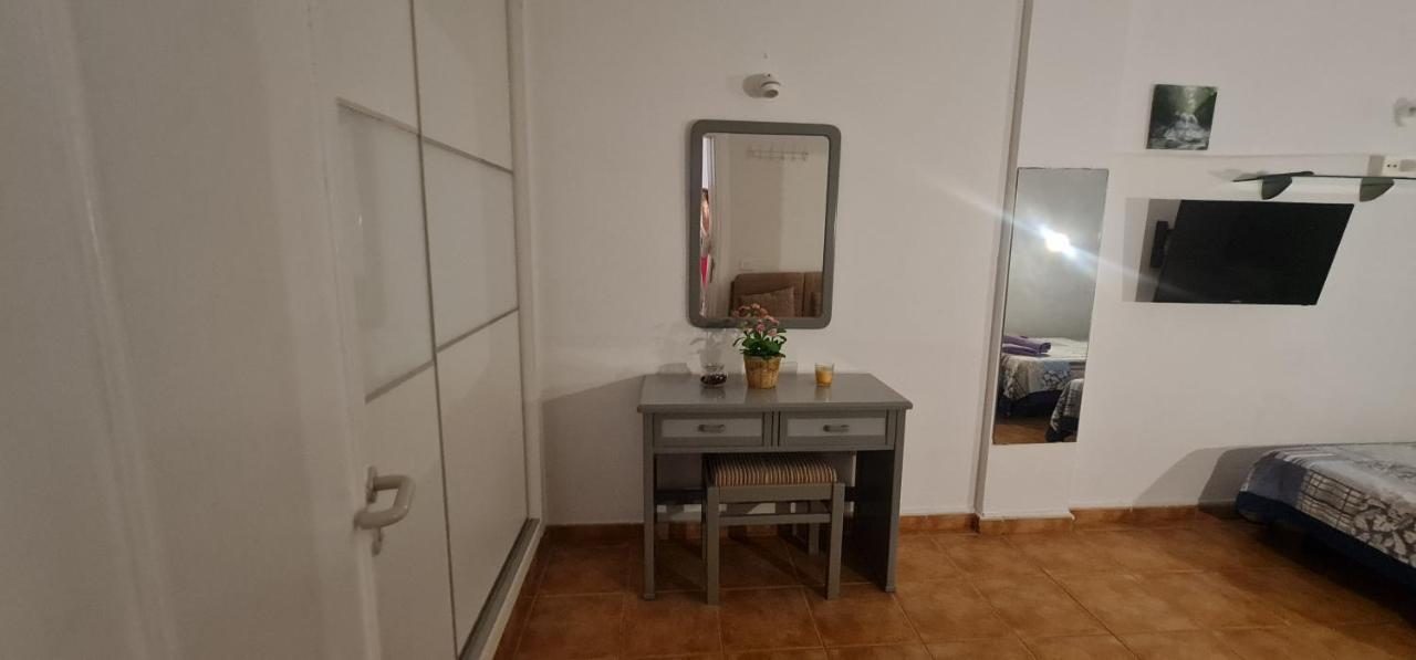 Vivienda Vacacional Marineda Sol Con Piscina El Medano Exterior foto